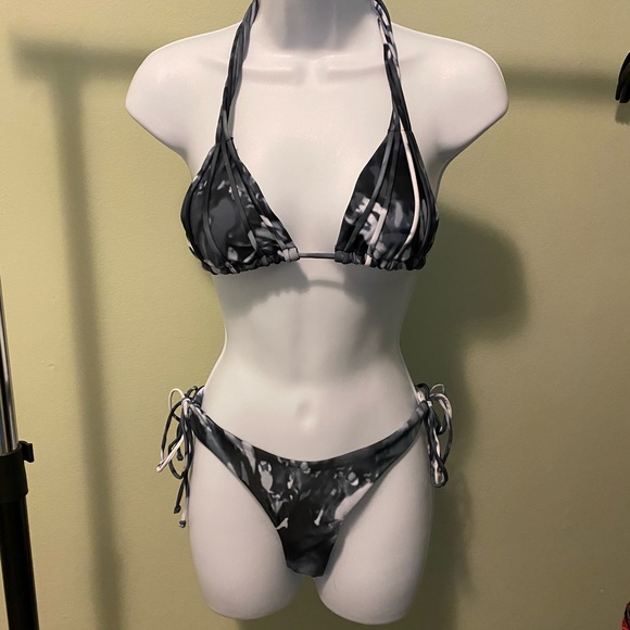 💫Last one black tye dye halter tie bikini - Picture 3 of 8